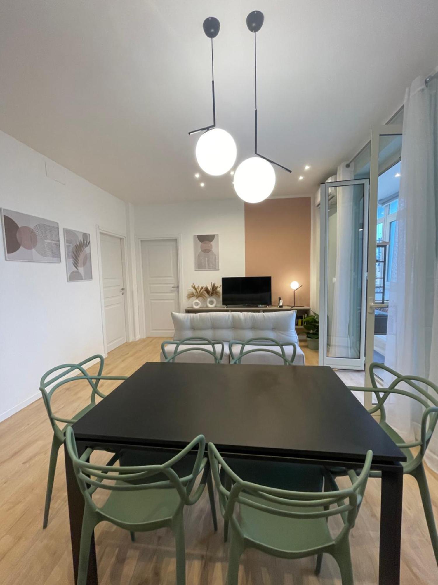 Politeama Charming Apartment ปาแลร์โม ภายนอก รูปภาพ