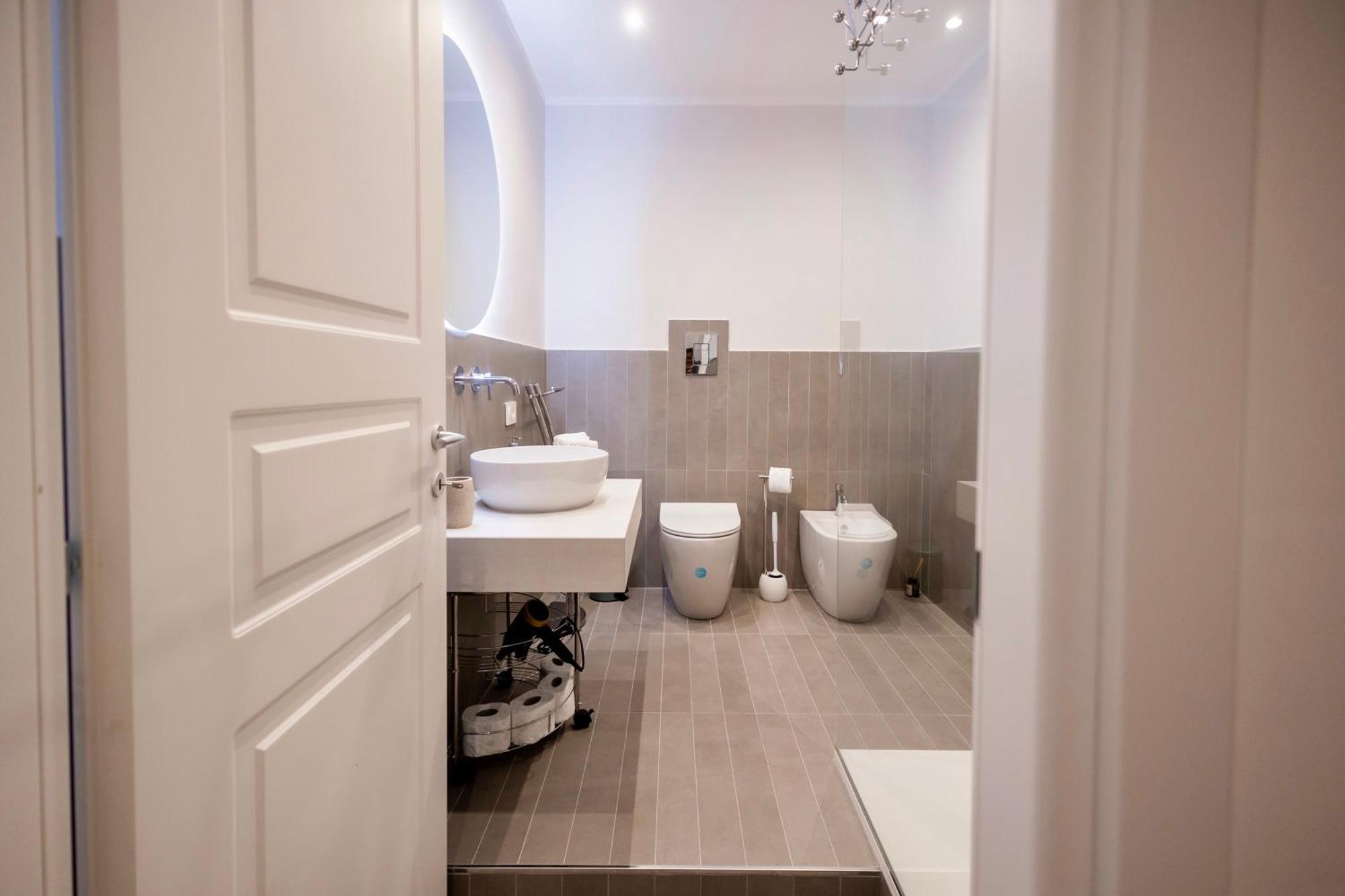 Politeama Charming Apartment ปาแลร์โม ภายนอก รูปภาพ