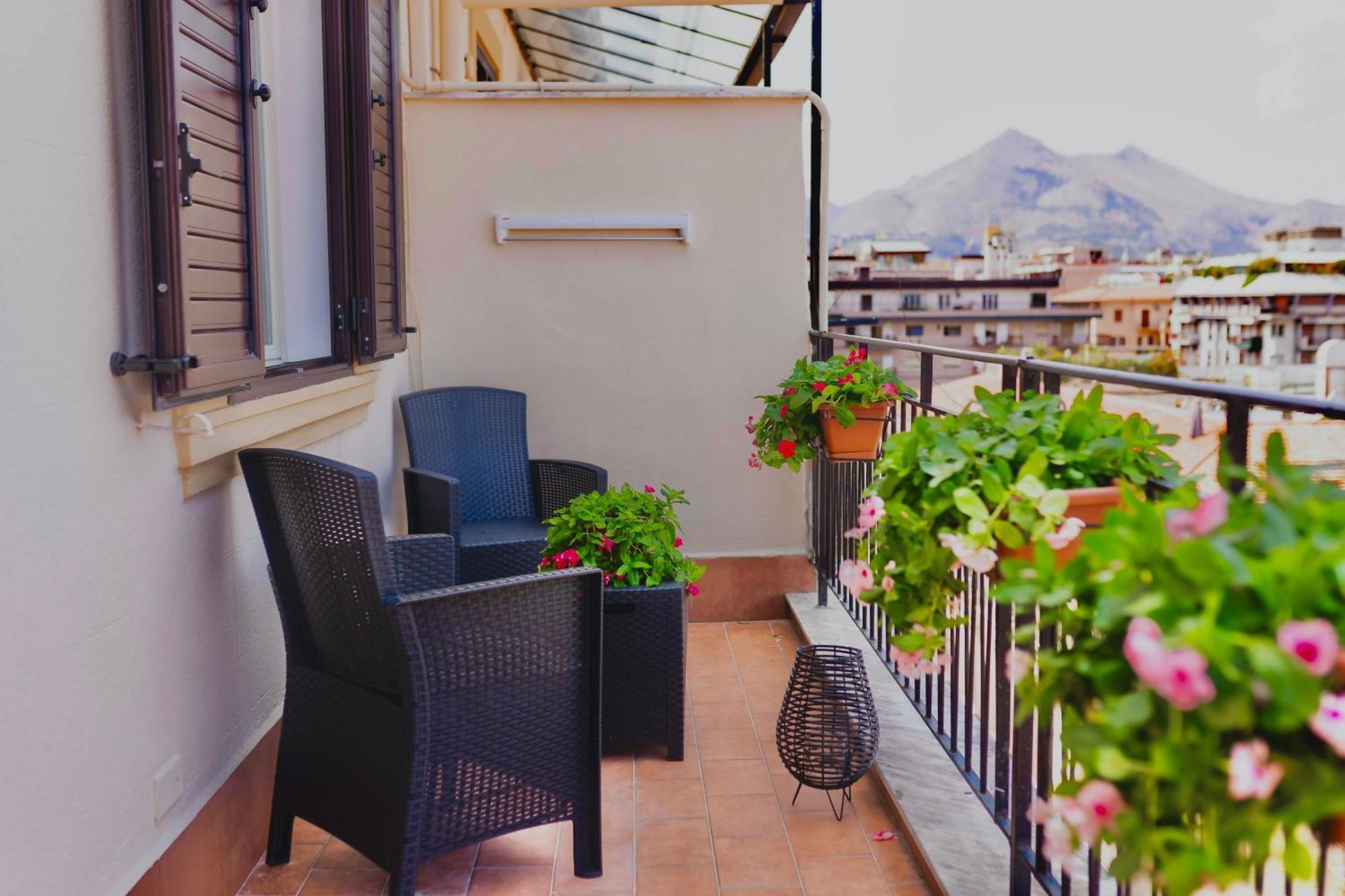 Politeama Charming Apartment ปาแลร์โม ภายนอก รูปภาพ