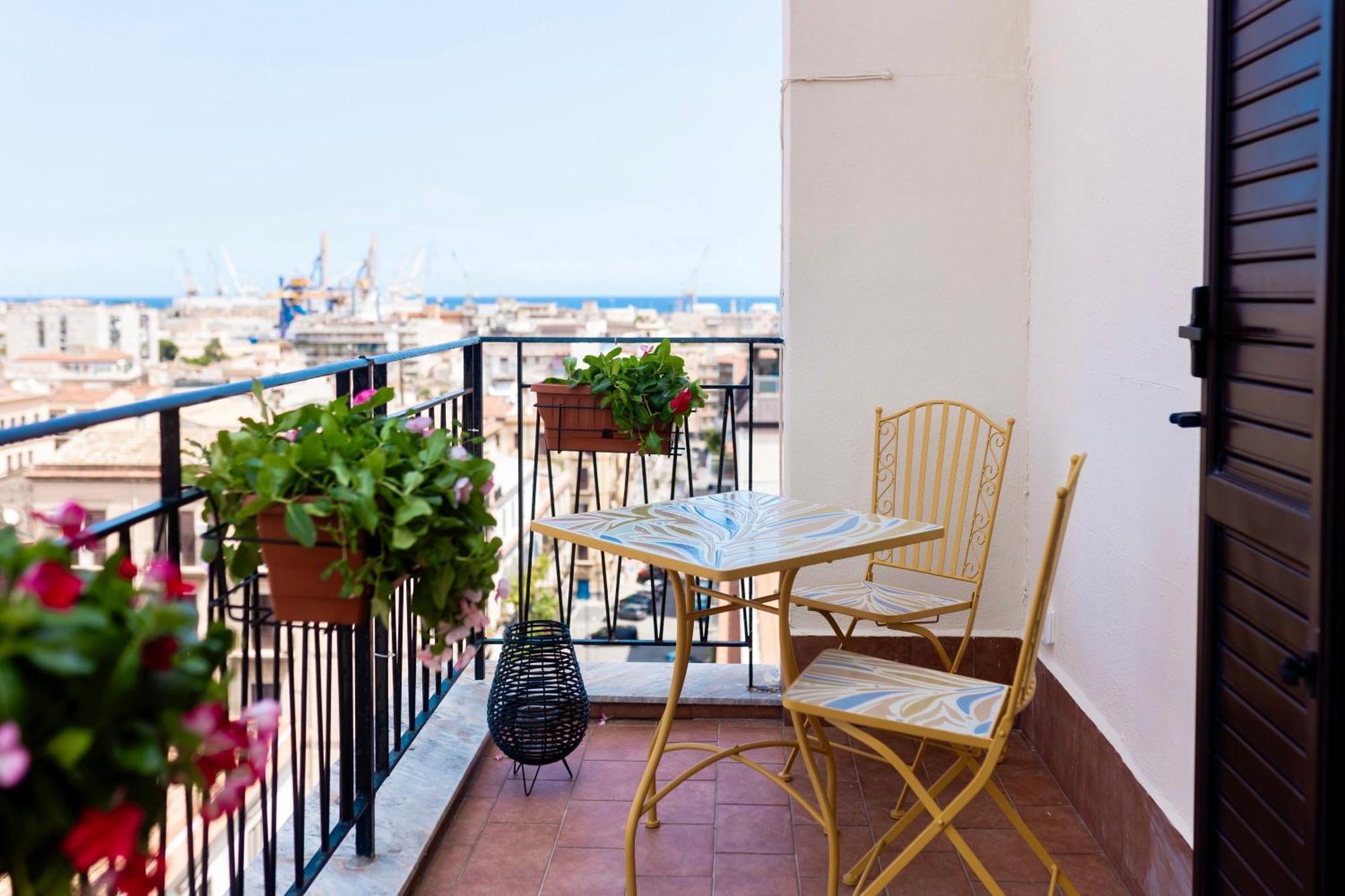 Politeama Charming Apartment ปาแลร์โม ภายนอก รูปภาพ
